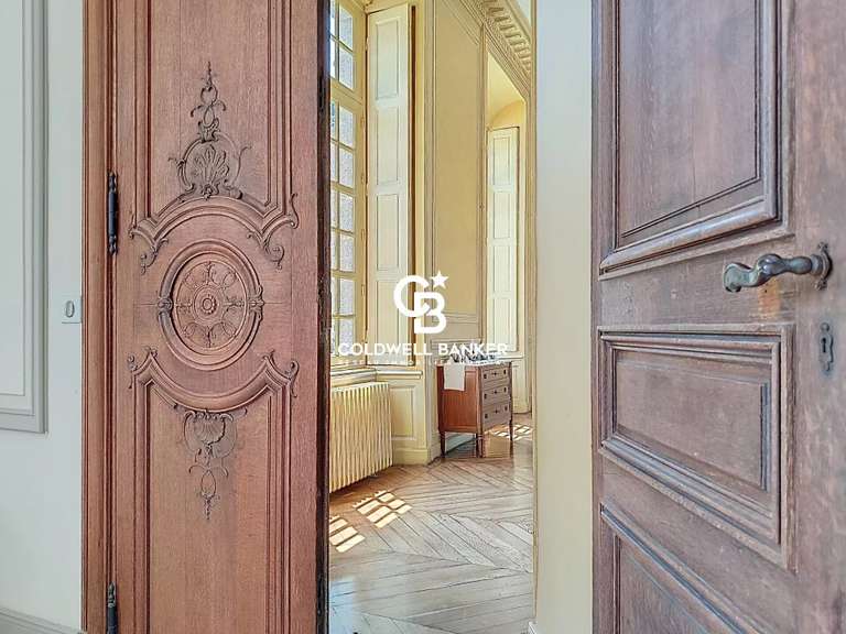 Château La Roche-sur-Yon - 16 chambres - 900m²