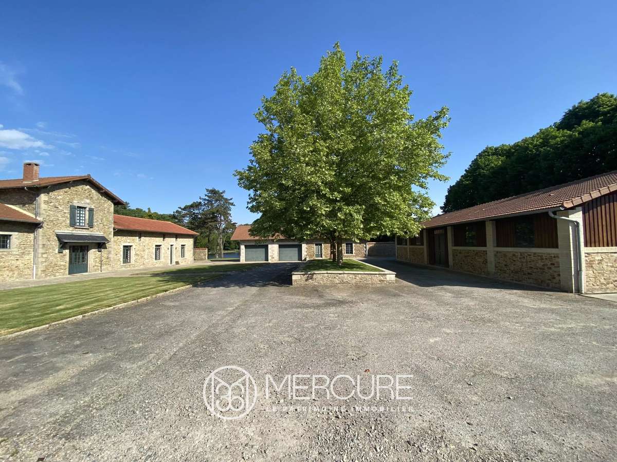 Château La Roche-sur-Yon