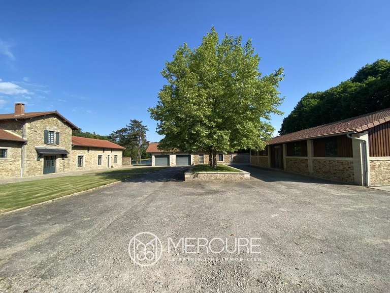 Château La Roche-sur-Yon - 7 chambres - 900m²