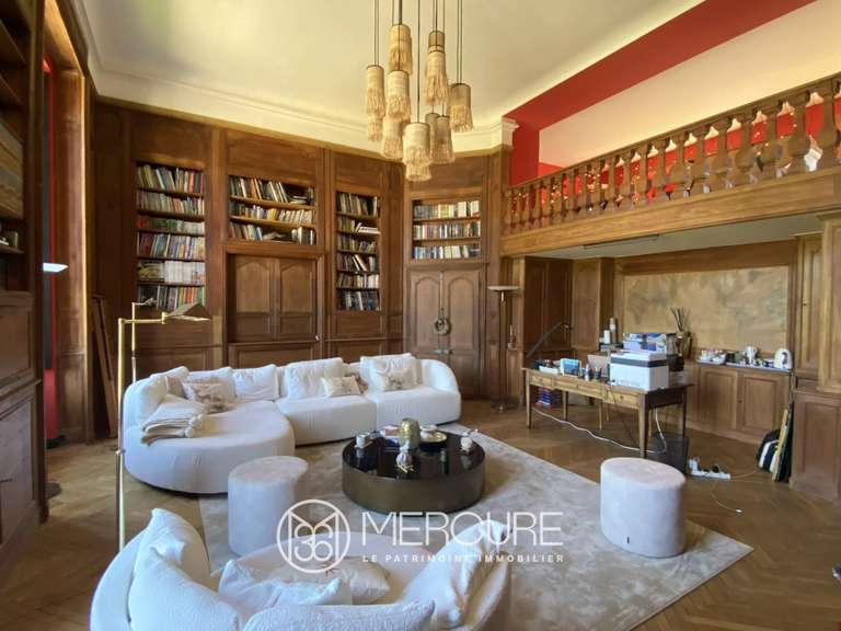 Château La Roche-sur-Yon - 7 chambres - 900m²