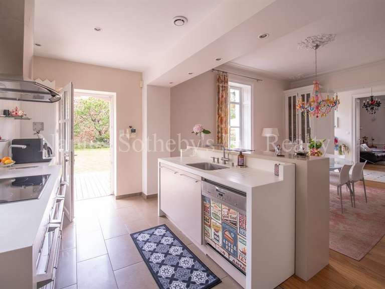 Hôtel particulier La Roche-sur-Yon - 6 chambres - 285m²