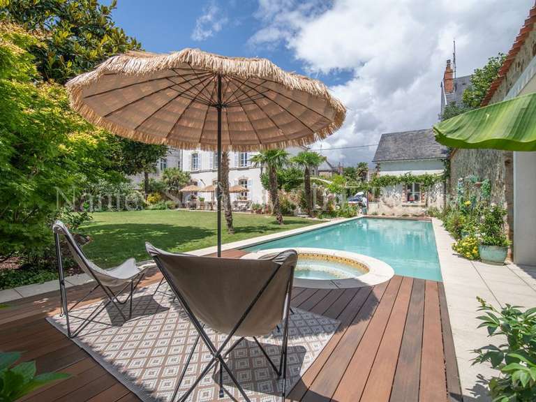 Hôtel particulier La Roche-sur-Yon - 6 chambres - 285m²