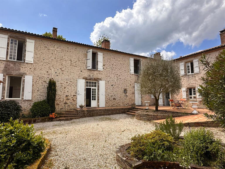 Maison La Roche-sur-Yon - 8 chambres - 449m²
