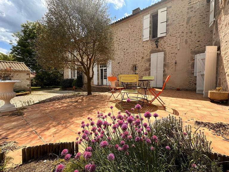 Maison La Roche-sur-Yon - 8 chambres - 449m²