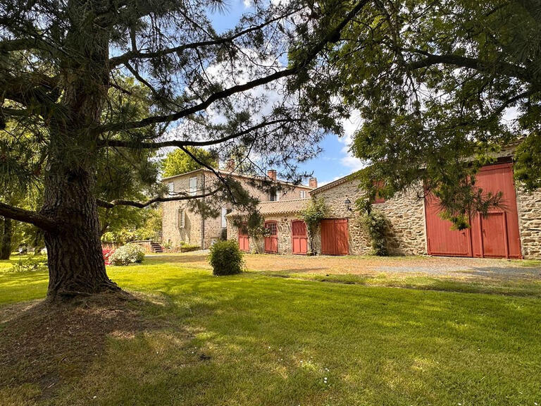 Maison La Roche-sur-Yon - 8 chambres - 449m²