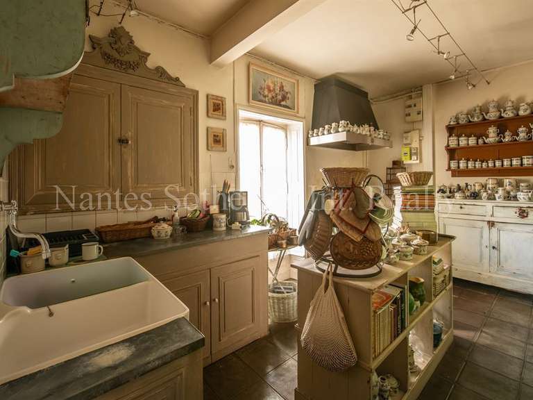 Maison La Roche-sur-Yon - 6 chambres - 419m²