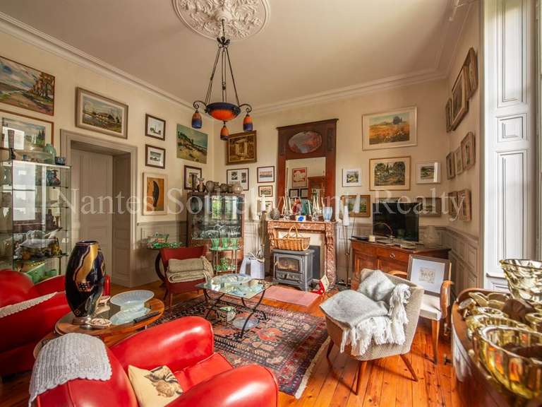 Maison La Roche-sur-Yon - 6 chambres - 419m²