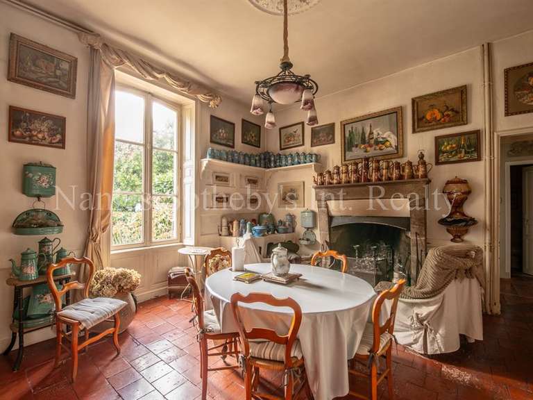 Maison La Roche-sur-Yon - 6 chambres - 419m²