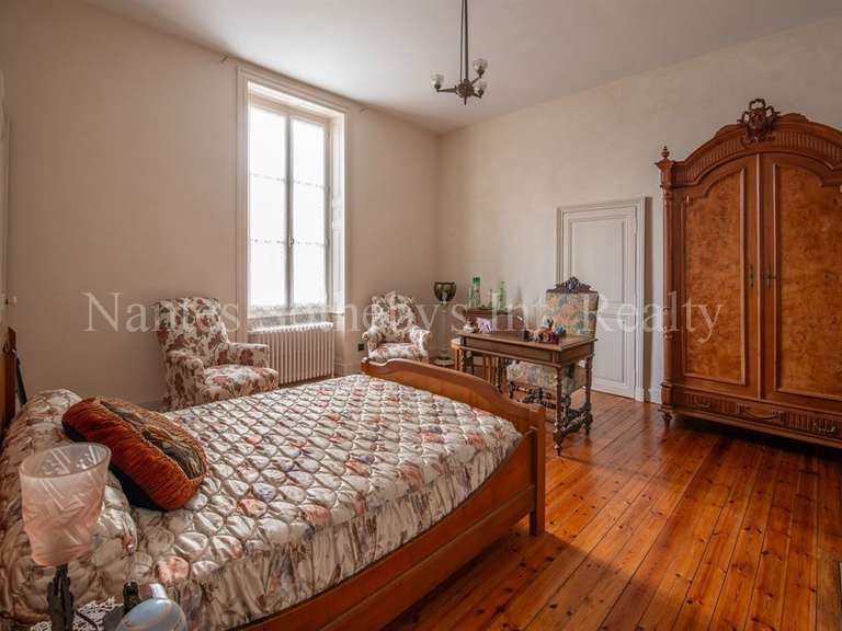 Maison La Roche-sur-Yon - 6 chambres - 419m²