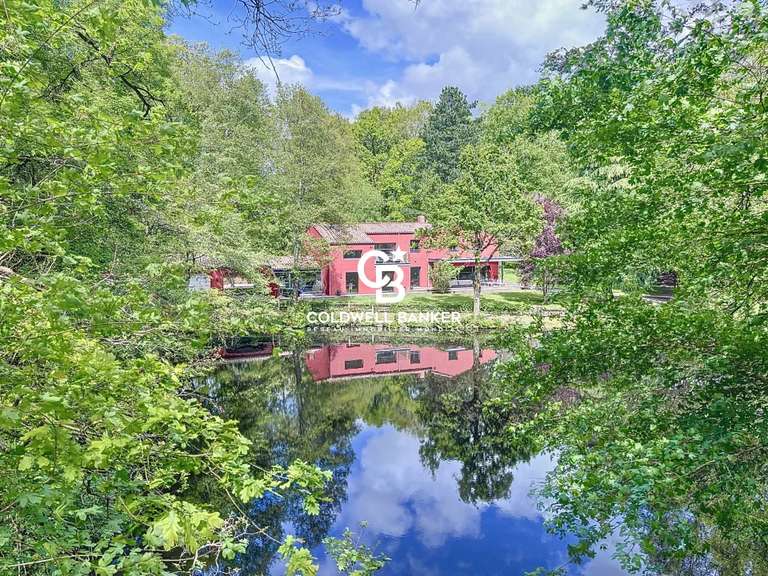 Maison La Roche-sur-Yon - 6 chambres - 544m²