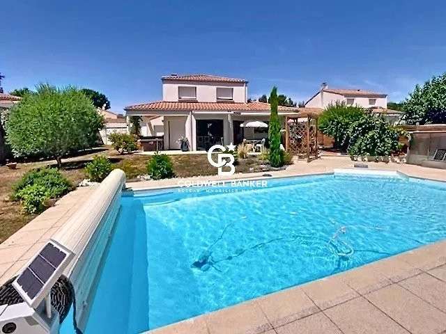 Maison La Roche-sur-Yon - 5 chambres - 188m²