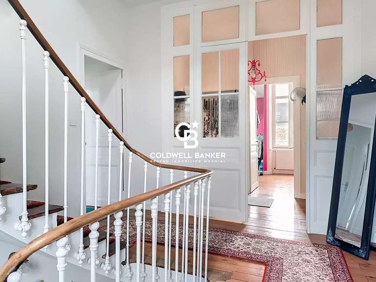 Maison La Roche-sur-Yon - 5 chambres - 330m²