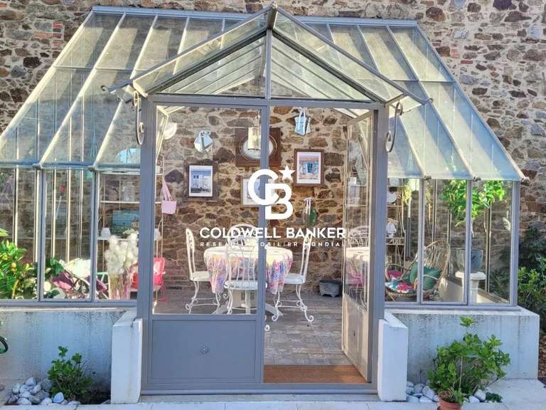 Maison La Roche-sur-Yon - 5 chambres - 330m²