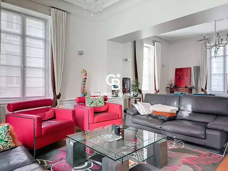 Maison La Roche-sur-Yon - 5 chambres - 330m²