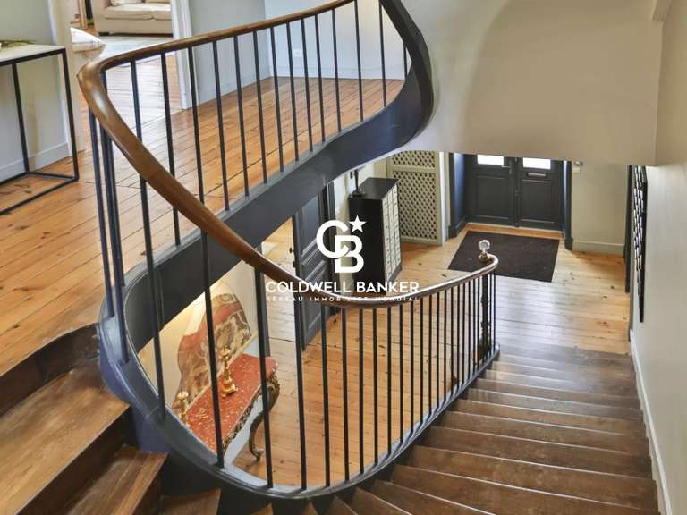 Maison La Roche-sur-Yon - 3 chambres - 315m²