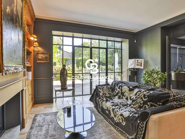 Maison La Roche-sur-Yon - 3 chambres - 315m²