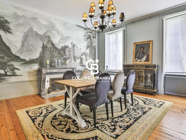 Maison La Roche-sur-Yon - 3 chambres - 315m²