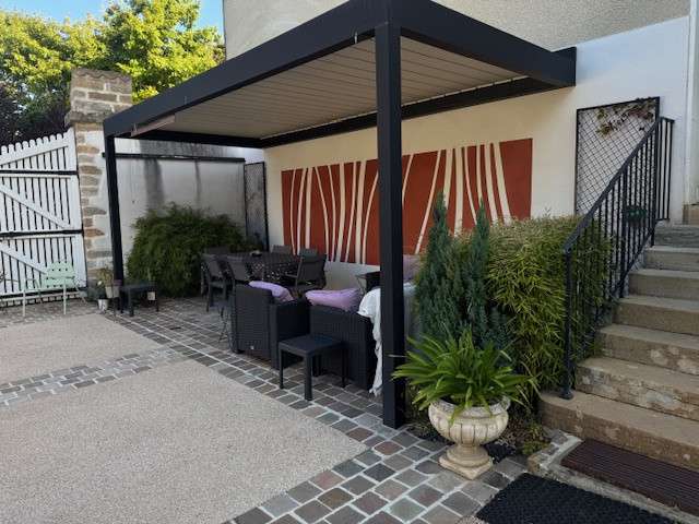 Maison La Roche-Vineuse