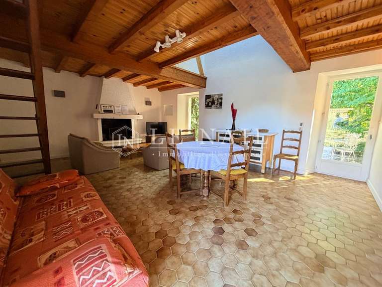 Propriété La Rochefoucauld-en-Angoumois - 7 chambres - 350m²