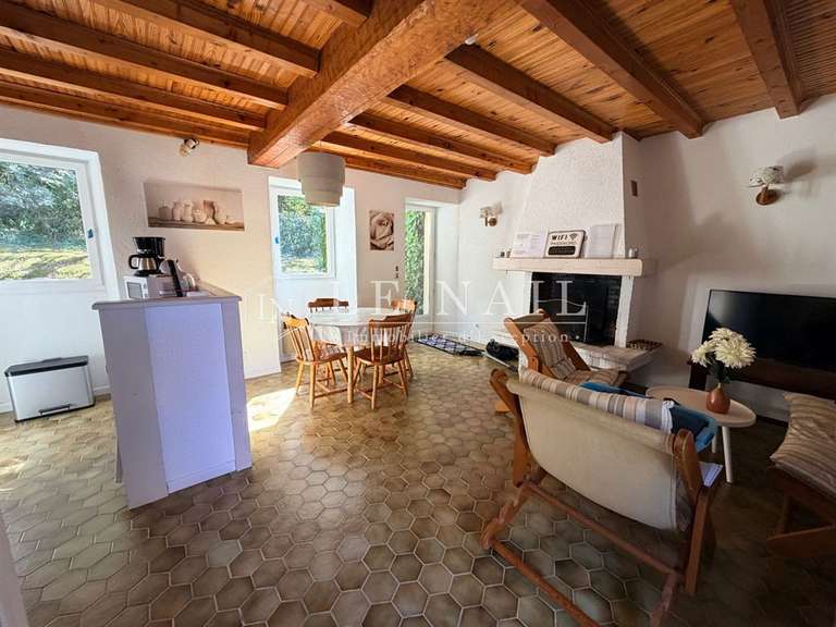 Propriété La Rochefoucauld-en-Angoumois - 7 chambres - 350m²