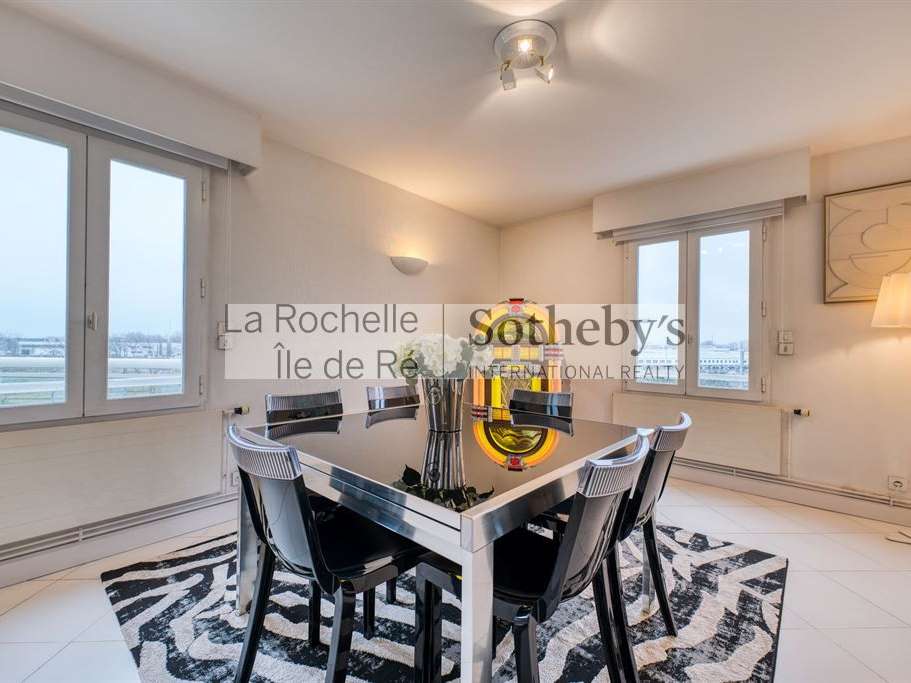 Apartment La Rochelle