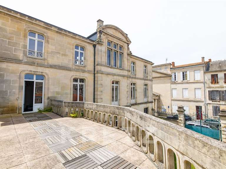 Hôtel particulier La Rochelle - 8 chambres - 574m²
