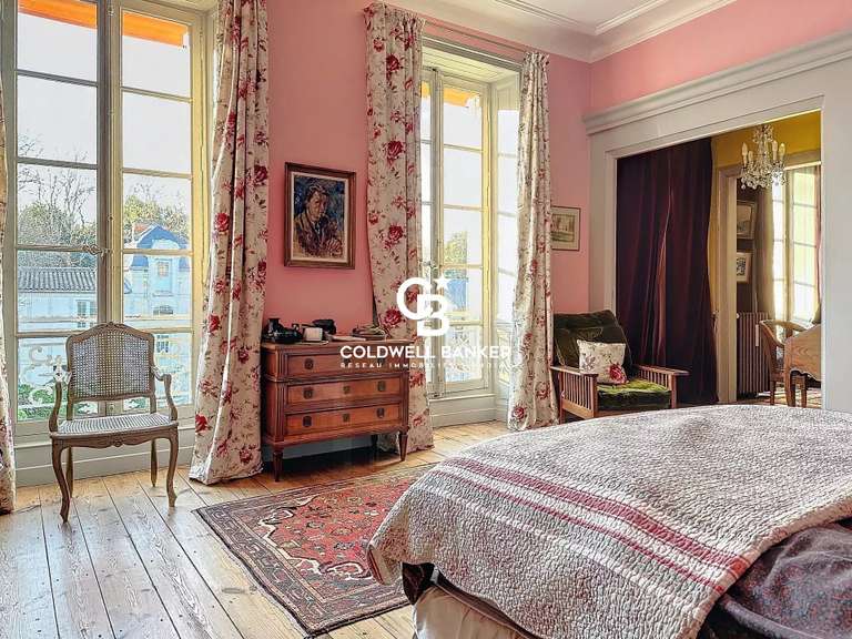 Hôtel particulier La Rochelle - 4 chambres - 426m²
