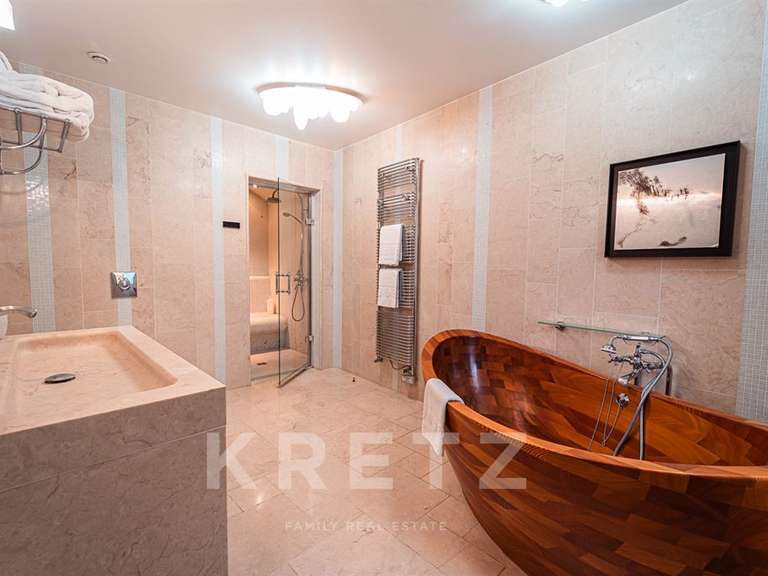 Hôtel particulier La Rochelle - 11 chambres - 570m²