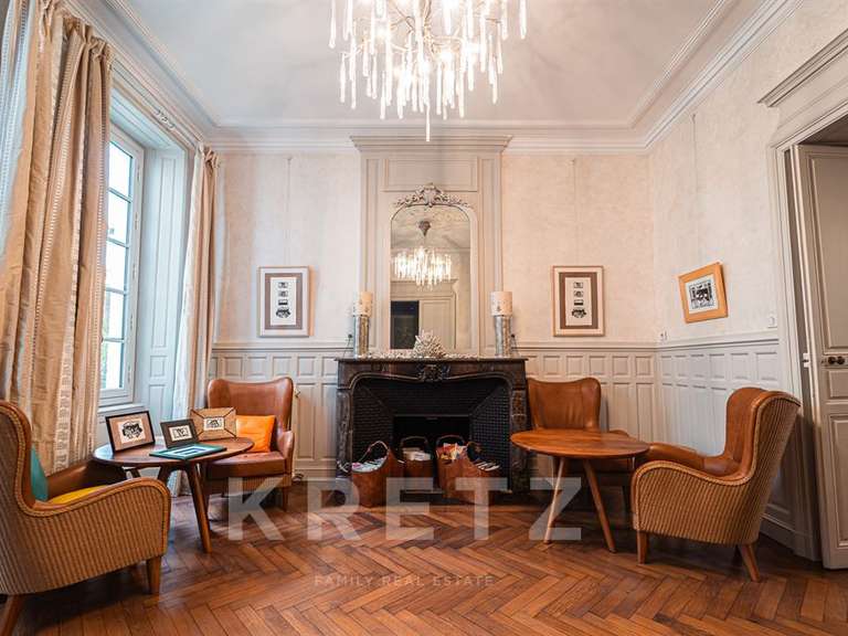 Hôtel particulier La Rochelle - 11 chambres - 570m²