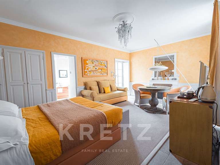 Hôtel particulier La Rochelle - 11 chambres - 570m²