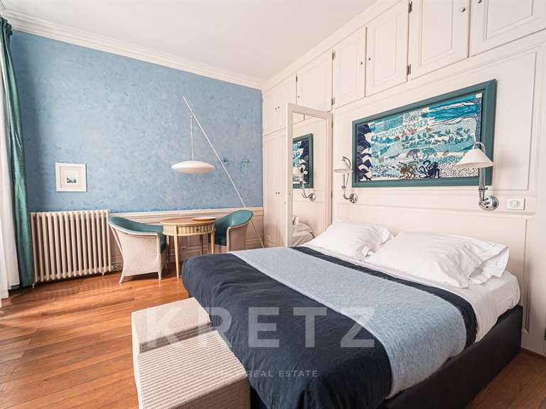 Hôtel particulier La Rochelle - 11 chambres - 570m²