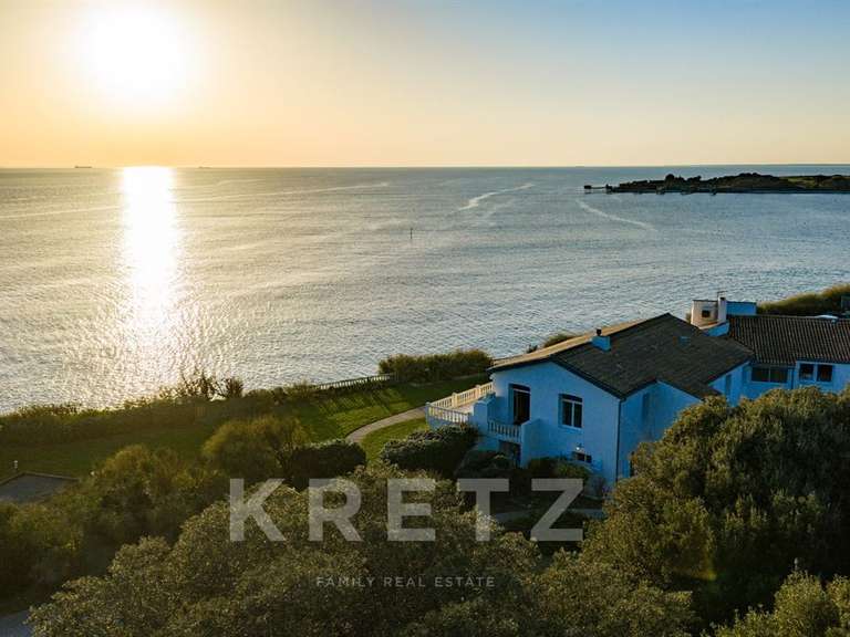 House La Rochelle - 7 bedrooms - 310m²