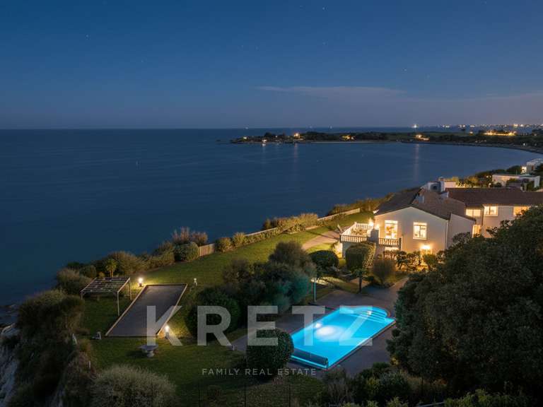 House La Rochelle - 7 bedrooms - 310m²