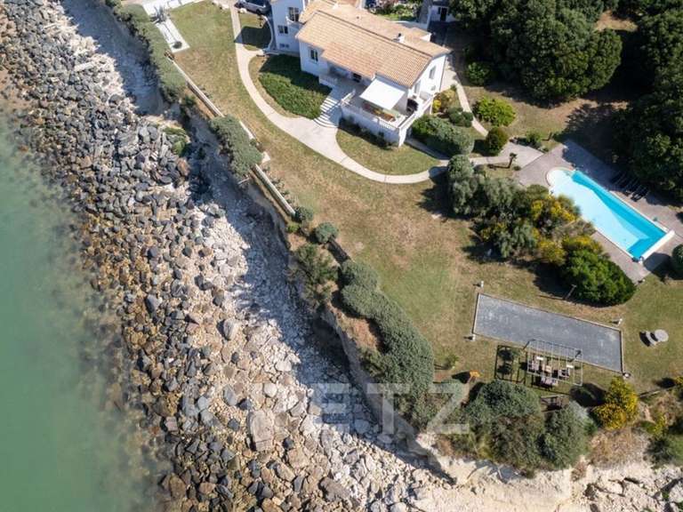 House La Rochelle - 7 bedrooms - 310m²