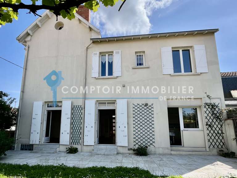 Maison La Rochelle - 4 chambres - 200m²