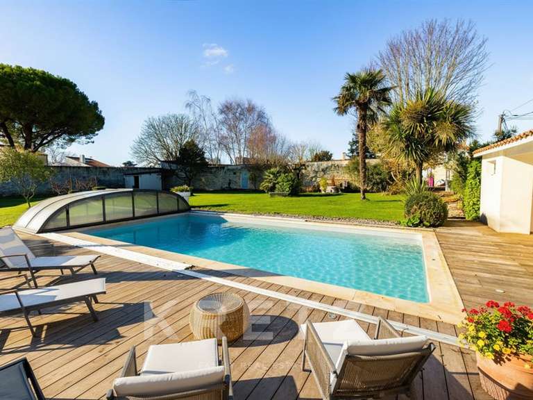 House La Rochelle - 5 bedrooms - 652m²