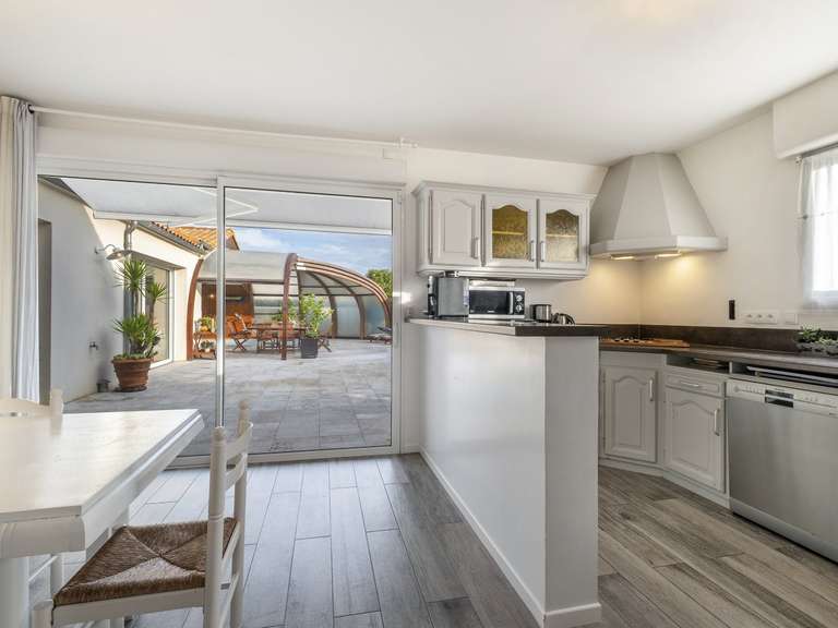 House La Rochelle - 4 bedrooms - 296m²