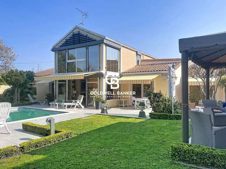 Maison La Rochelle - 3 chambres - 240m²