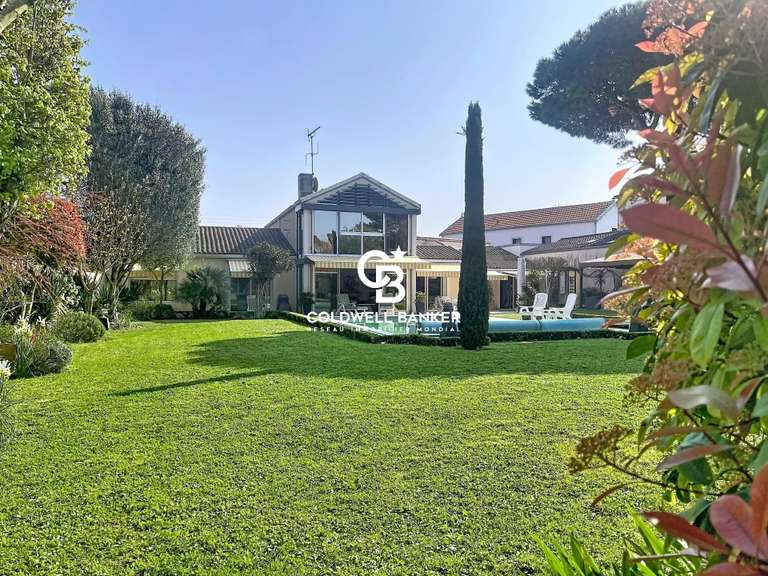 Maison La Rochelle - 3 chambres - 240m²