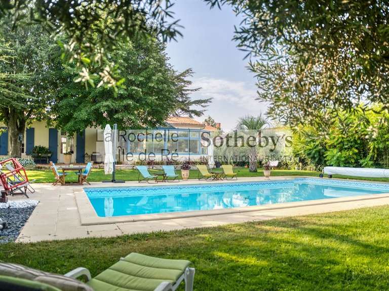 House La Rochelle - 5 bedrooms - 310m²