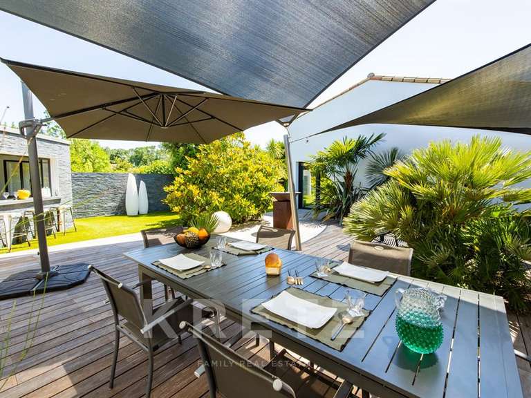 Maison La Rochelle - 3 chambres - 300m²
