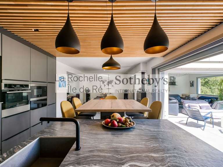Maison La Rochelle - 3 chambres - 225m²