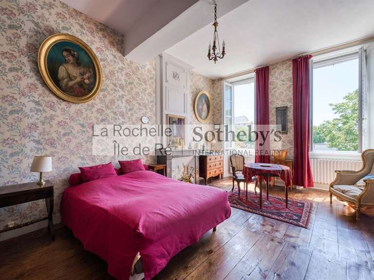Maison La Rochelle - 4 chambres - 249m²