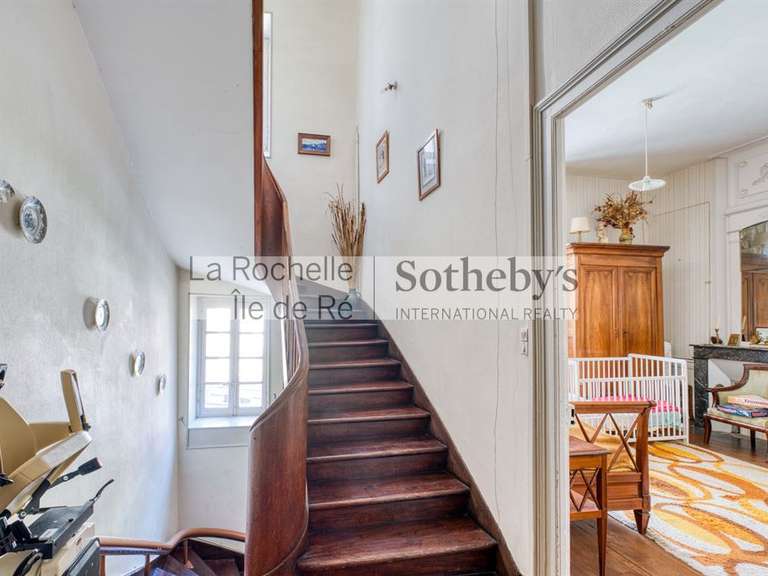 Maison La Rochelle - 4 chambres - 249m²