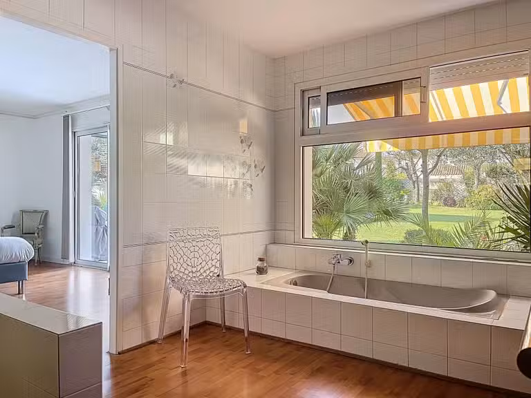 Maison La Rochelle - 3 chambres - 240m²