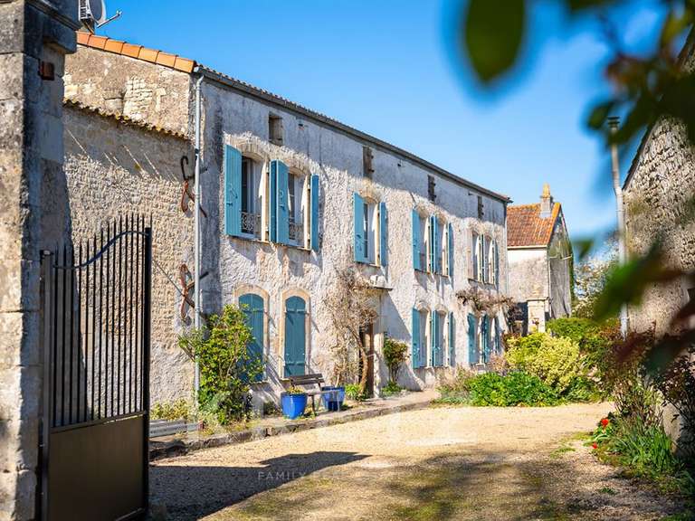 Moulin La Rochelle - 20 chambres - 820m²