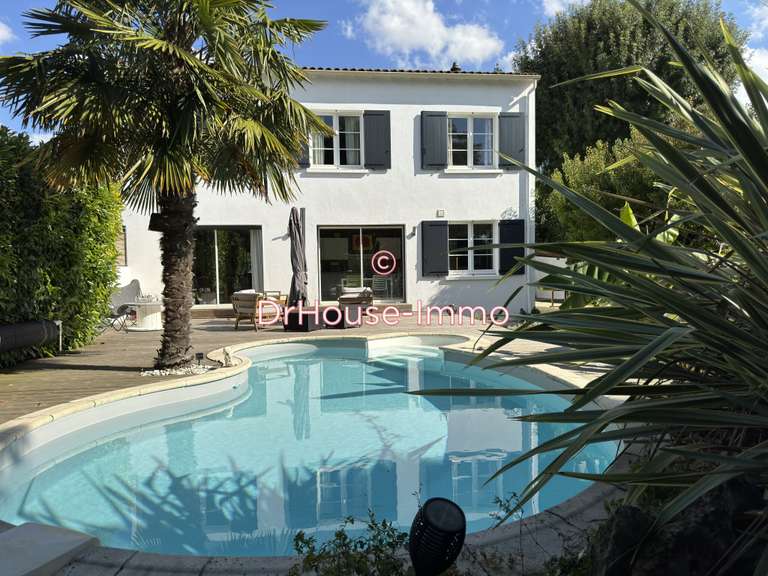 Villa La Rochelle - 5 bedrooms - 160m²