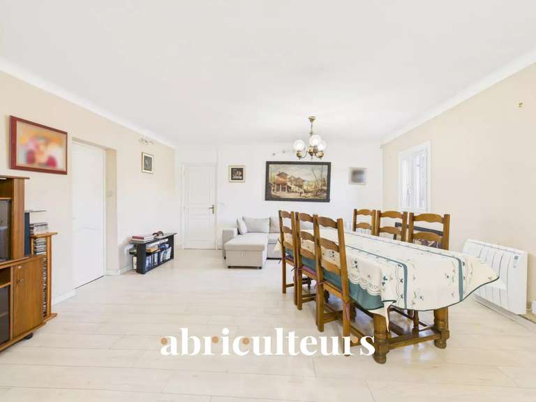 Maison La Roque-d'Anthéron - 5 chambres - 232m²