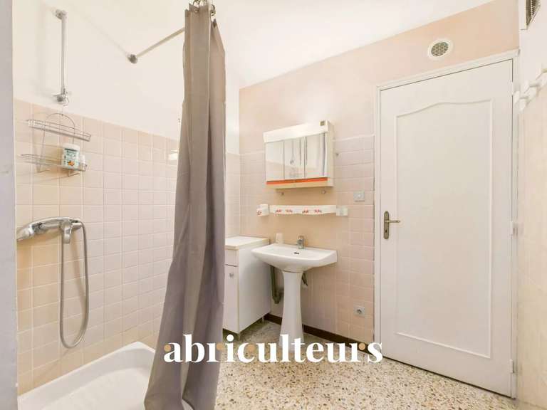 Maison La Roque-d'Anthéron - 5 chambres - 232m²