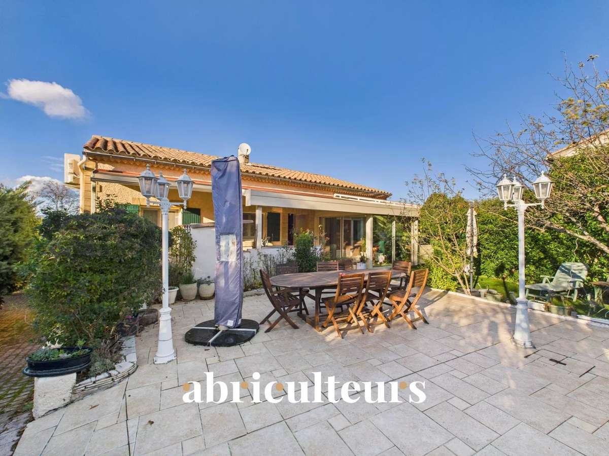 Maison La Roque-d'Anthéron